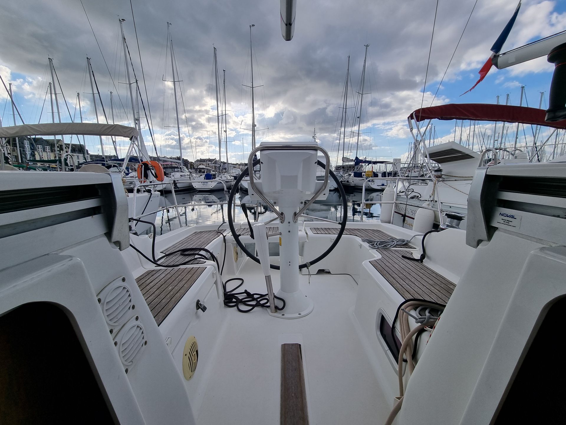 slider 8 Beneteau Oceanis 31